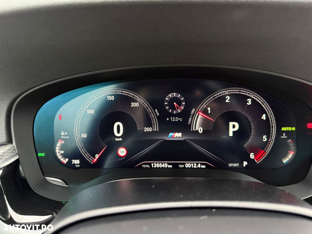 BMW Seria 5 530d xDrive AT - 12