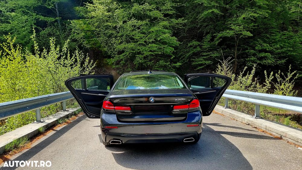 BMW Seria 5 530e Aut. Luxury Line - 15