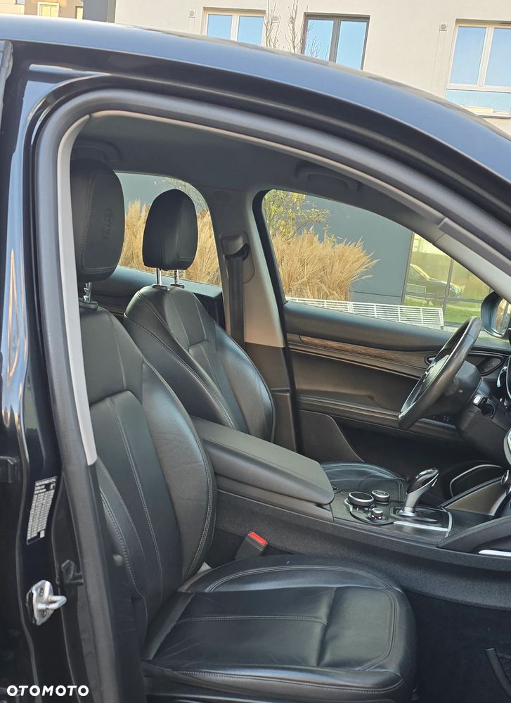 Alfa Romeo Stelvio 2.2 JTDM Super - 13