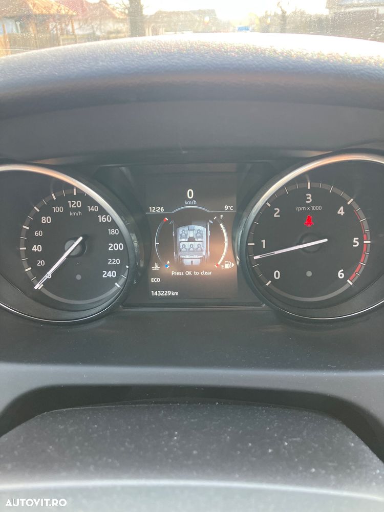 Land Rover Discovery Sport - 10