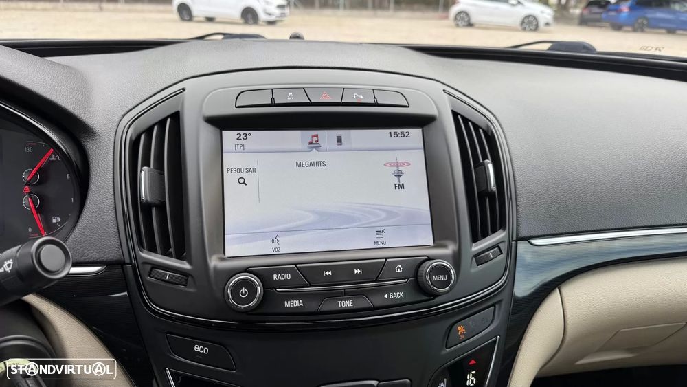 Opel Insignia 2.0 CDTI executive S/S - 32