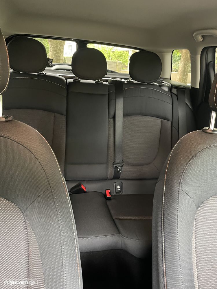 MINI Clubman One D 4Business Auto - 22