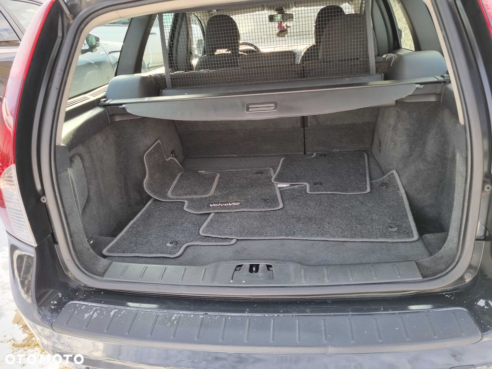 Volvo V50 - 4