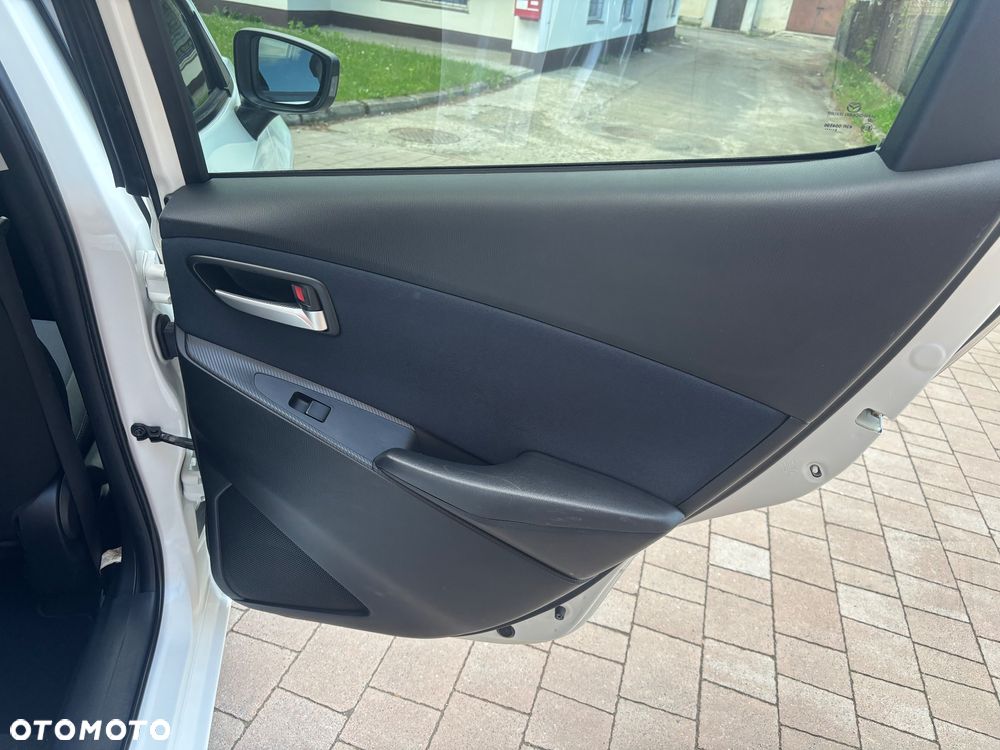 Mazda 2 SKYACTIV-G 90 White Edition - 19