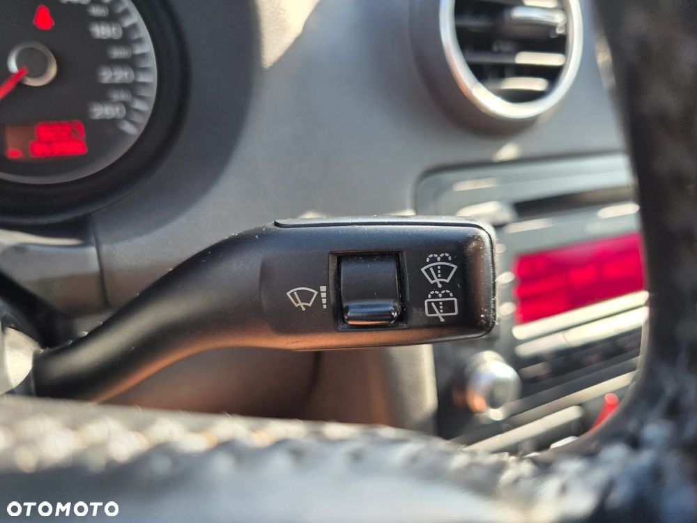 Audi A3 2.0 TDI DPF Attraction - 26