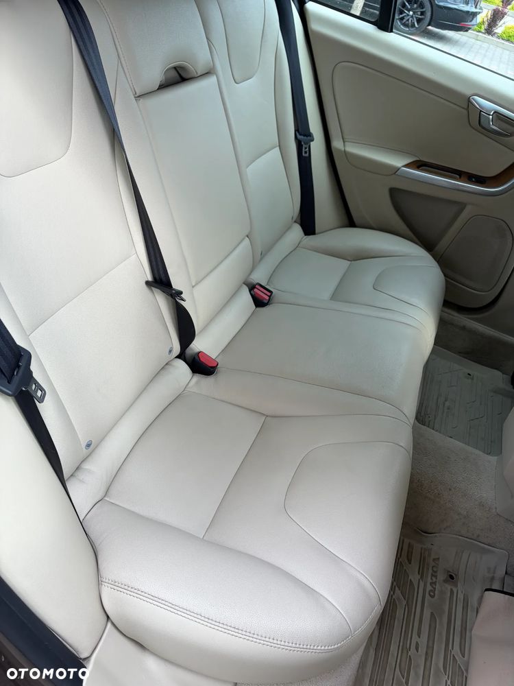 Volvo V60 D4 AWD Drive-E Summum - 18
