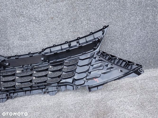 KIA SPORTAGE V 5 21- atrapa grill pod kamerę struktura - 7