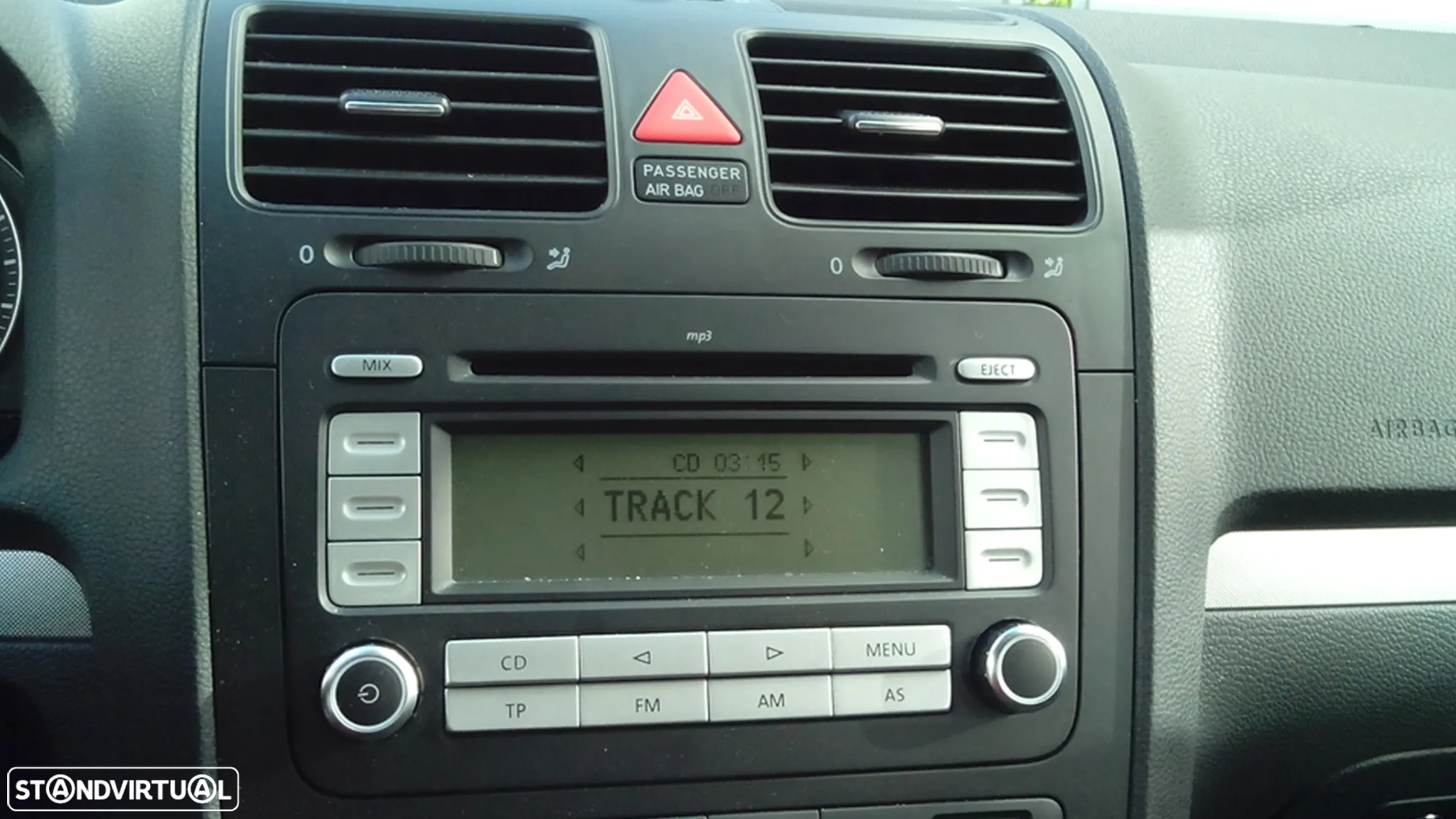 VW Jetta 1.9 TDi BlueM. Confortline - 9