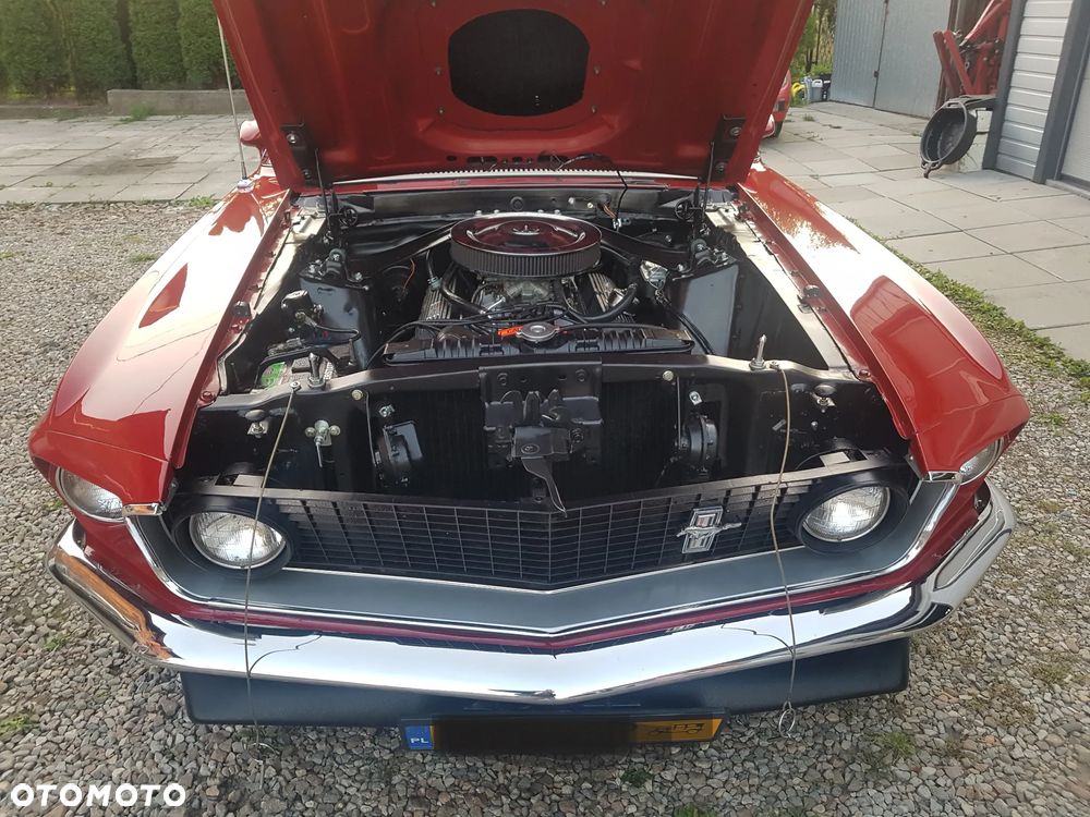 Ford Mustang - 5