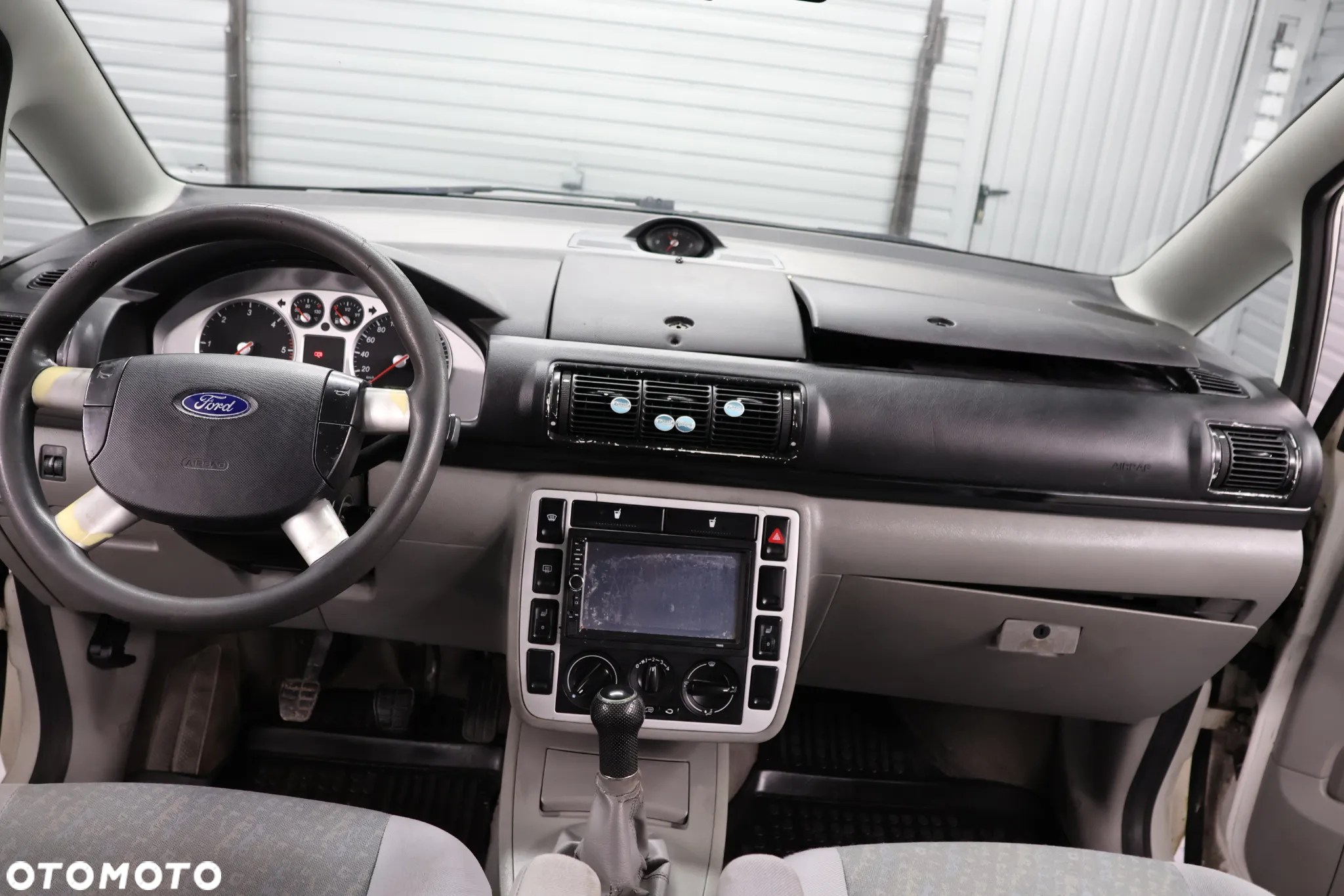 Ford Galaxy 1.9 TDI Ambiente - 5