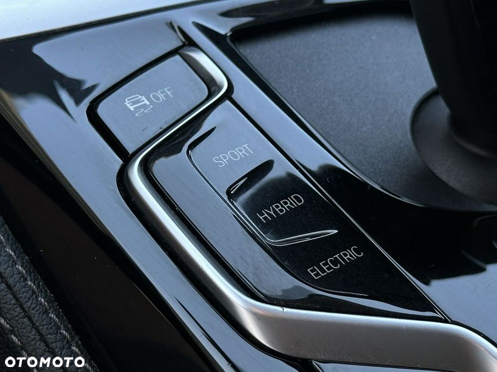 BMW Seria 5 530e xDrive Luxury Line - 27