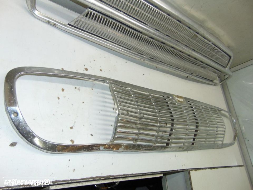 Ford Cortina grelha frontal - 5