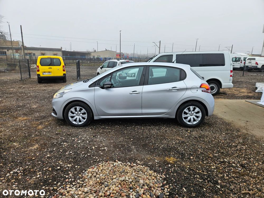 Peugeot 208 82 PureTech Style - 5