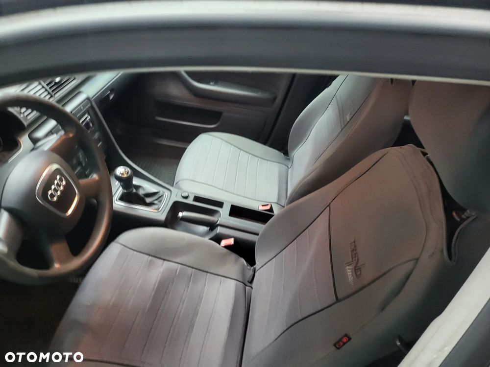 Audi A4 Avant - 5