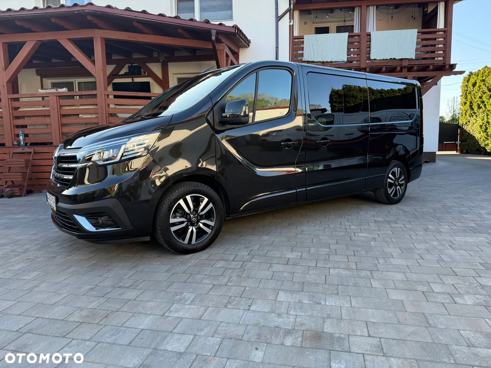 Renault Trafic Grand 2.0 dCi EDC - 17