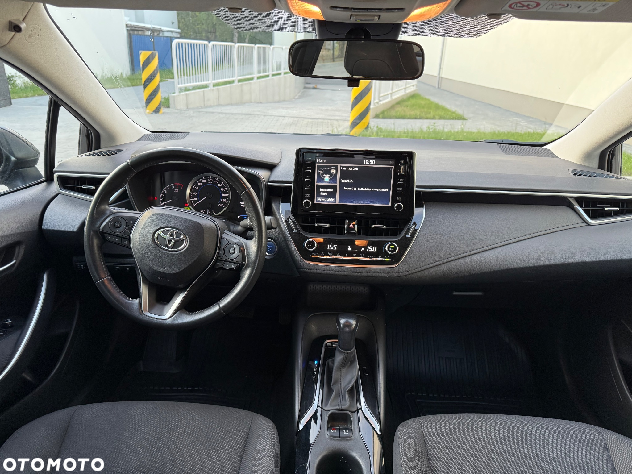 Toyota Corolla 1.8 Hybrid GPF Comfort - 23