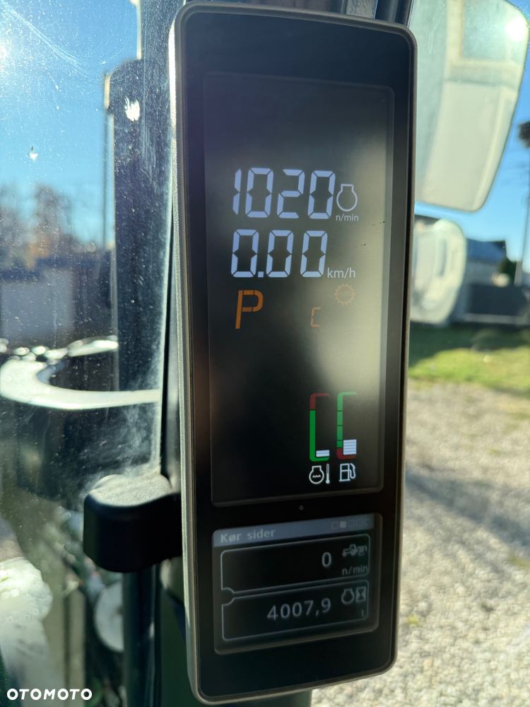 John Deere R5100 - 14