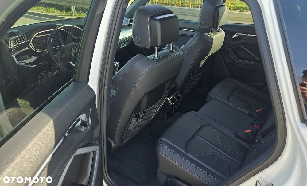 Audi Q3 45 TFSI Quattro S Line S tronic - 24