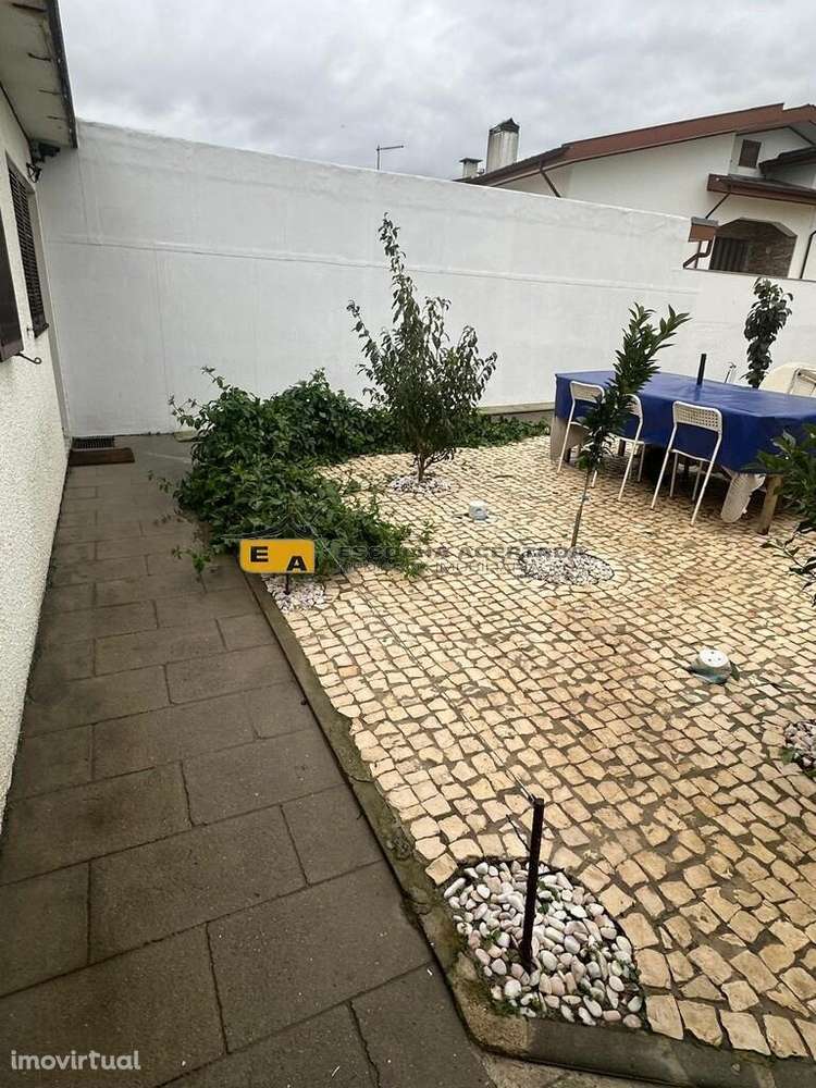 Moradia T1 Lavra - Grande imagem: 3/17