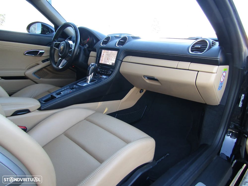 Porsche 718 Boxster 2.0 PDK - 22