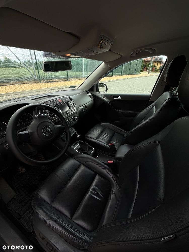 Volkswagen Tiguan 2.0 TDI DPF BlueMotion Technology Sport & Style - 5