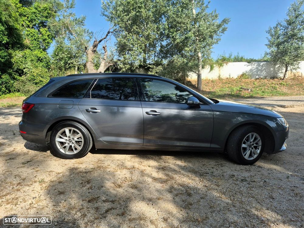 Audi A4 Avant 2.0 TDI Business Line - 20