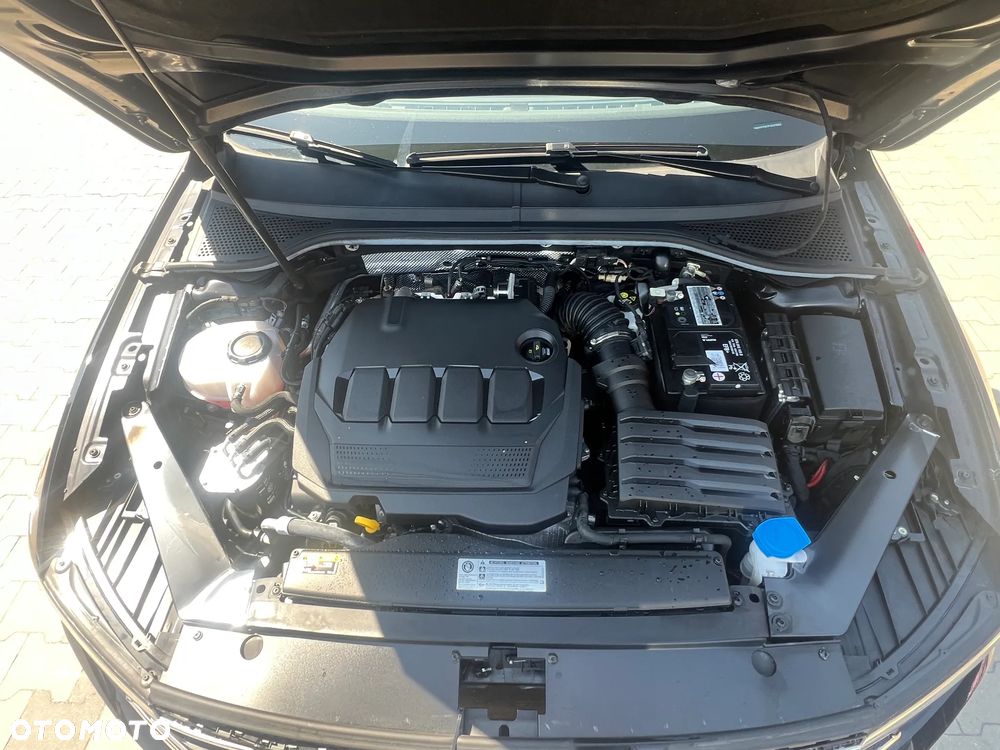 Volkswagen Passat 2.0 TDI SCR Business - 36