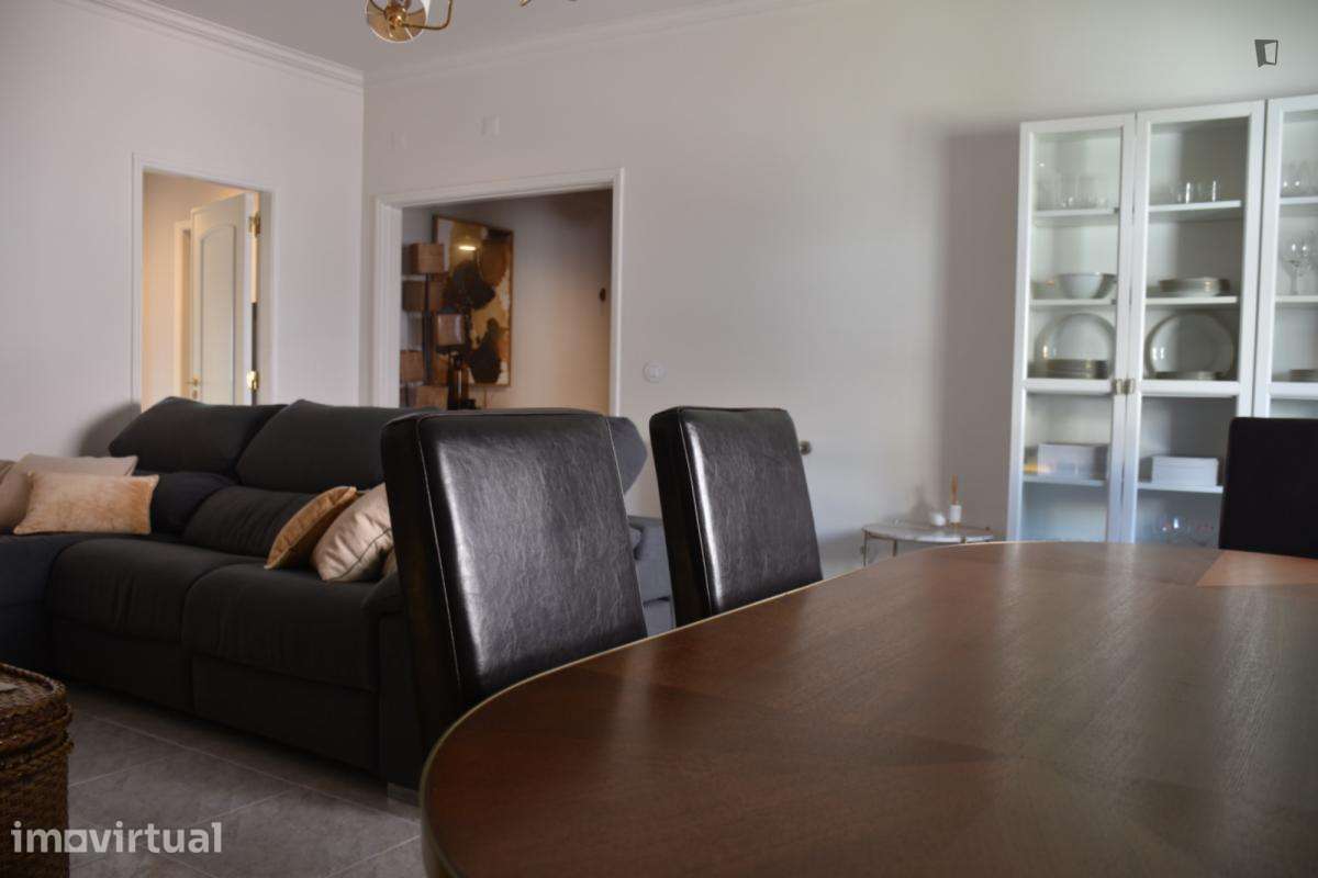 Apartamento com 2 quartos - localizado em Linda-a-Velha Lisbon - Grande imagem: 5/29
