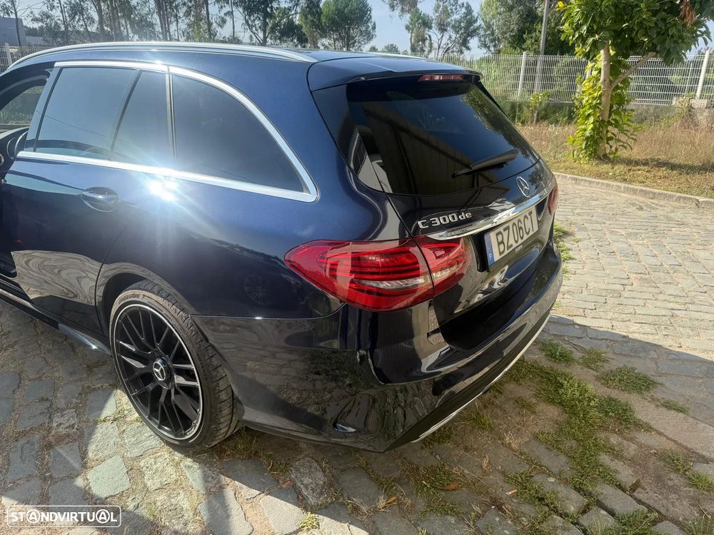 Mercedes-Benz C 300 BlueTEC Hybrid AMG Line - 11
