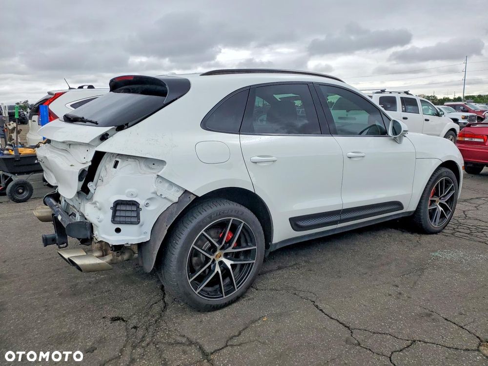 Porsche Macan S - 4