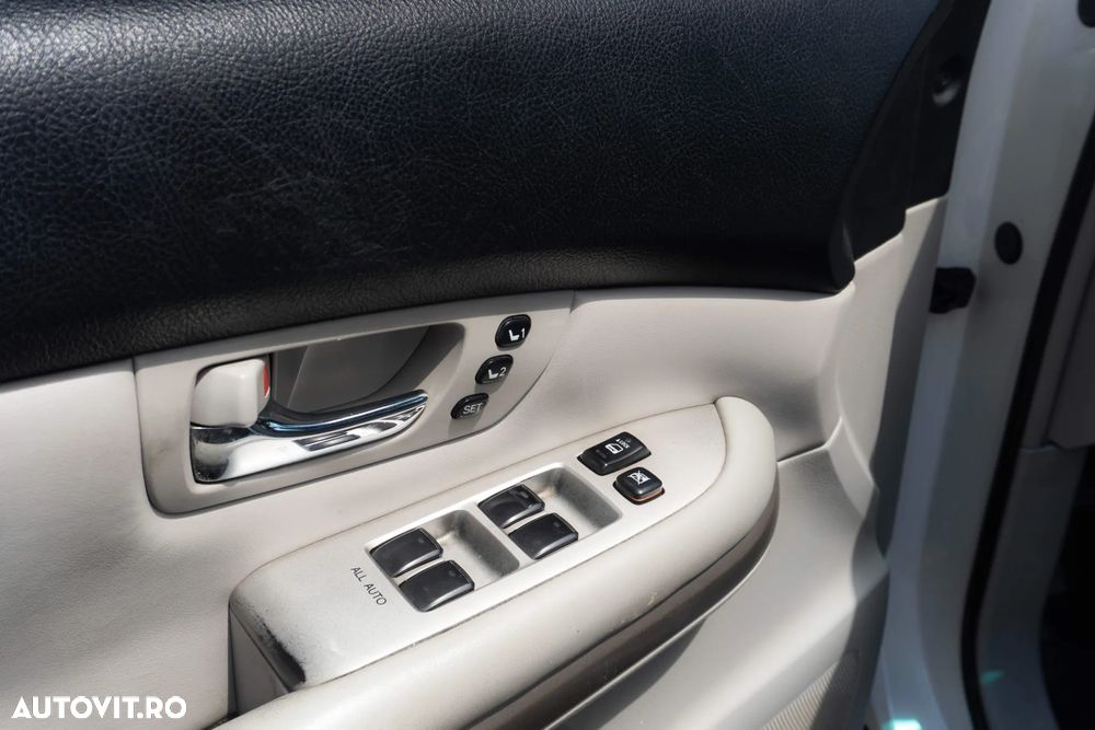 Lexus Seria RX 400h (hybrid) - 17