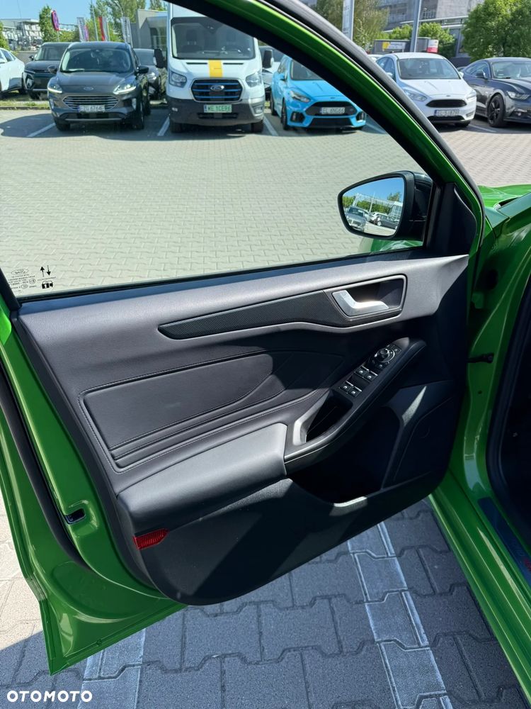 Ford Focus 2.3 EcoBoost ST X - 28