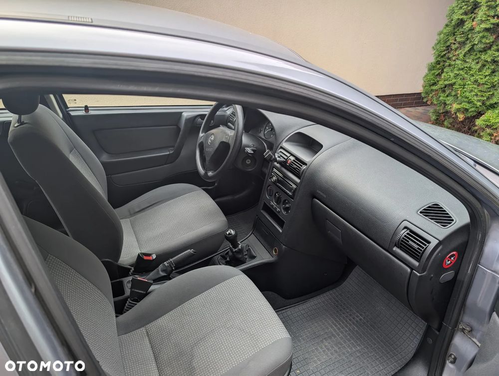 Opel Astra - 9