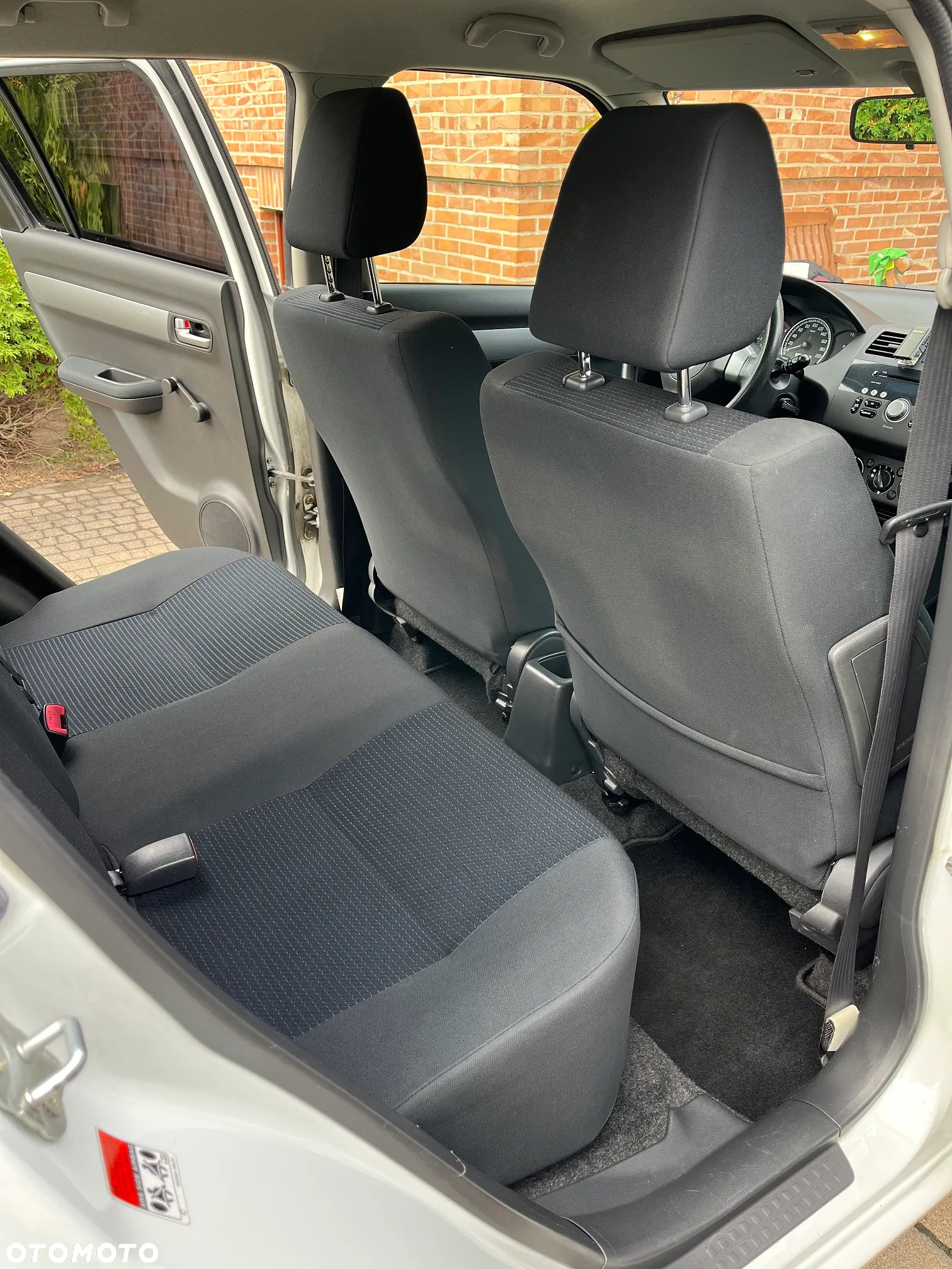 Suzuki Swift 1.3 GS / Premium - 12