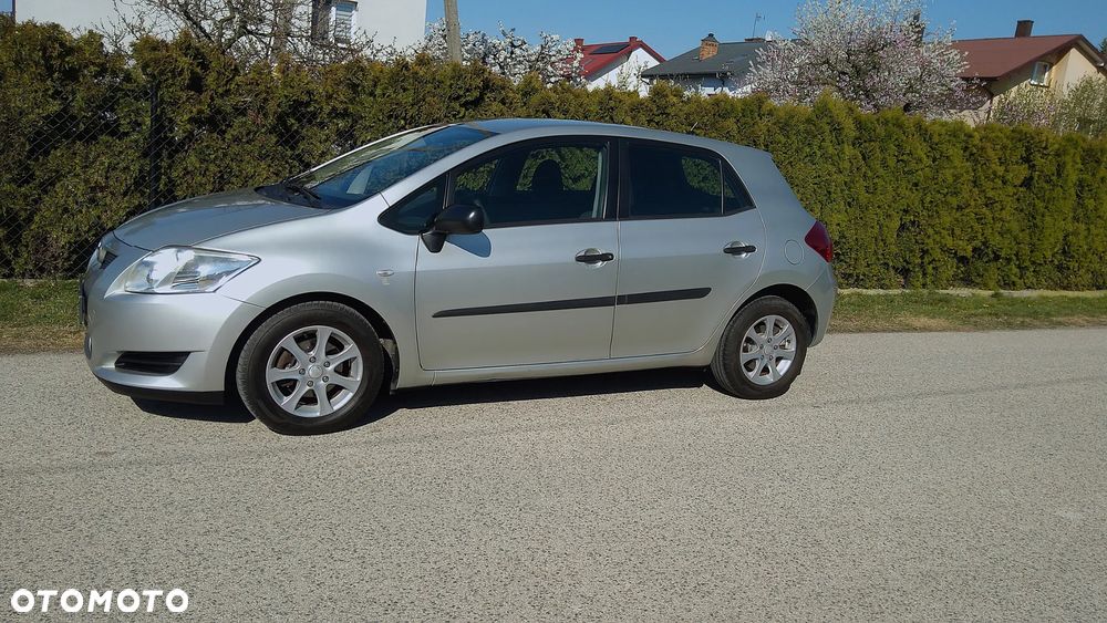 Toyota Auris 1.4 D-4D Terra - 13