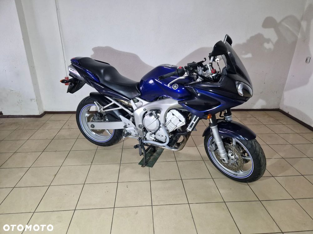 Yamaha FZ6 - 2