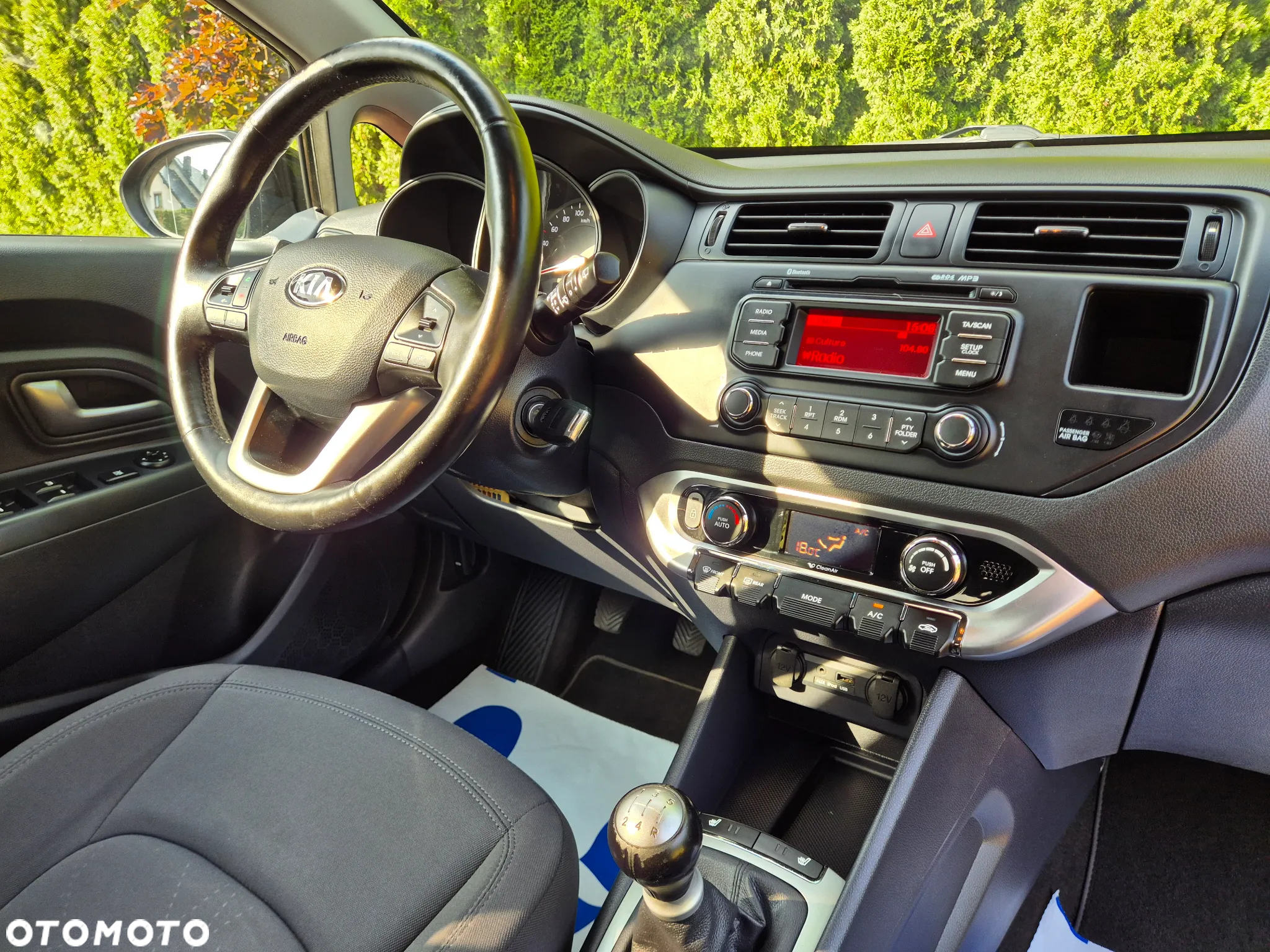 Kia Rio 1.2 XL - 37