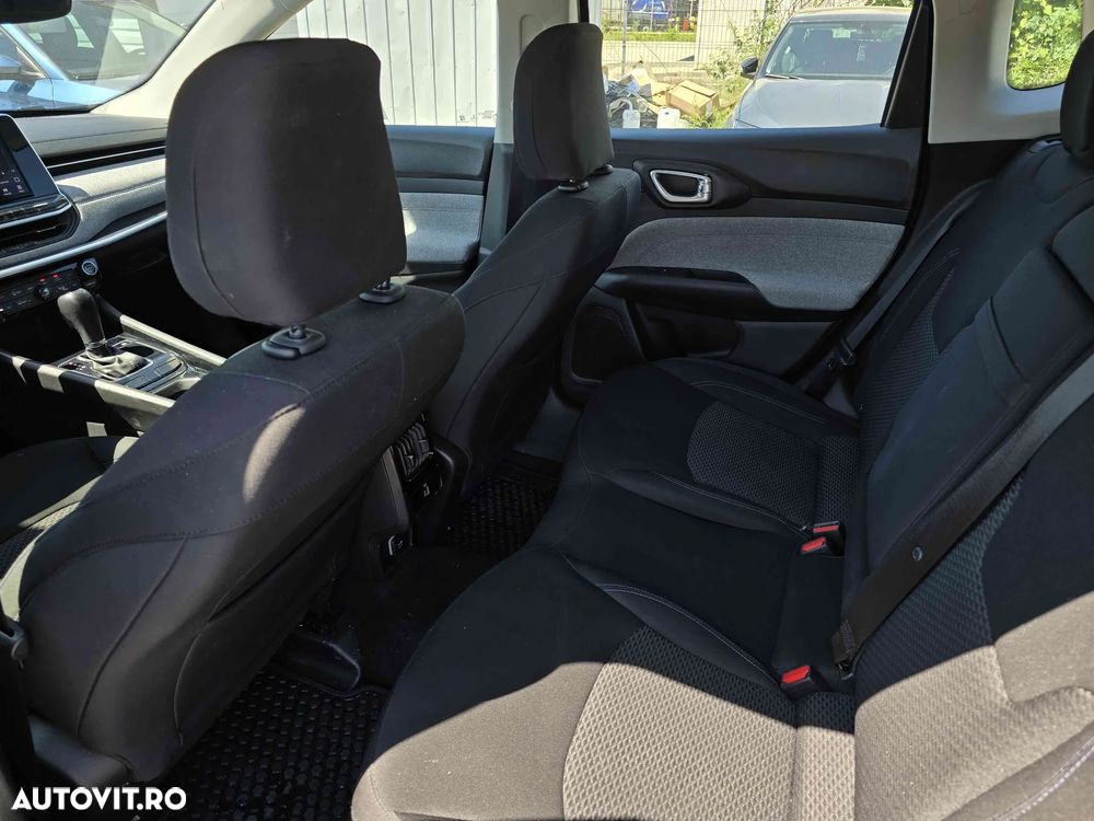 Jeep Compass - 10