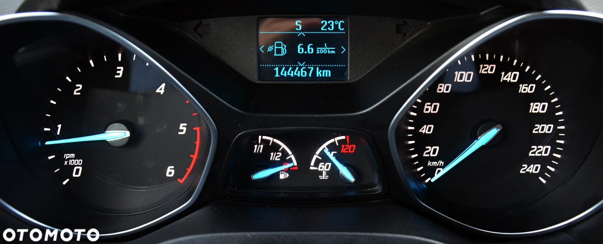 Ford Kuga 2.0 TDCi 2x4 SYNC - 15