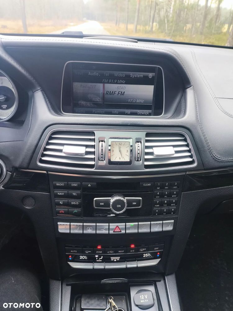 Mercedes-Benz Klasa E - 15