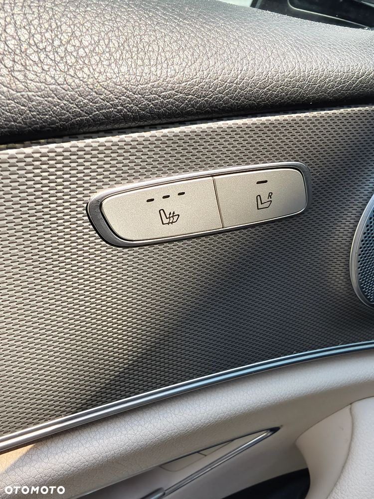 Mercedes-Benz Klasa E 300 d 9G-TRONIC Avantgarde - 21
