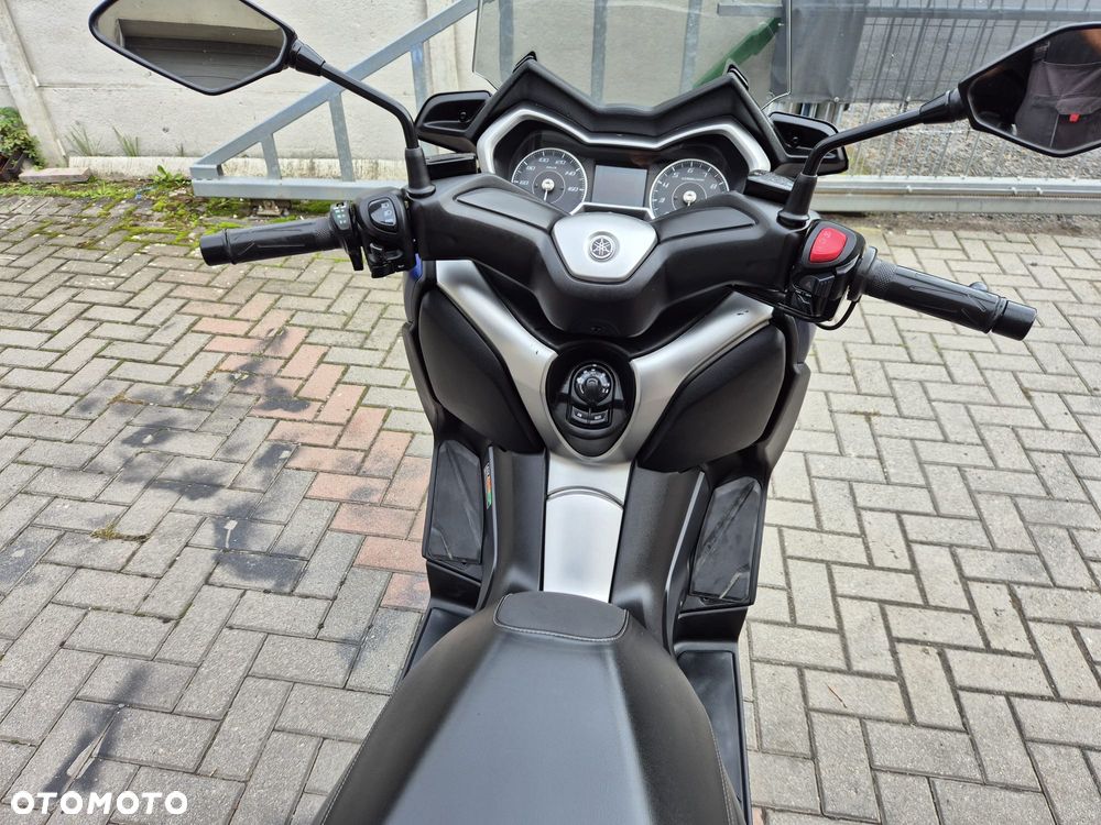 Yamaha X-max - 9