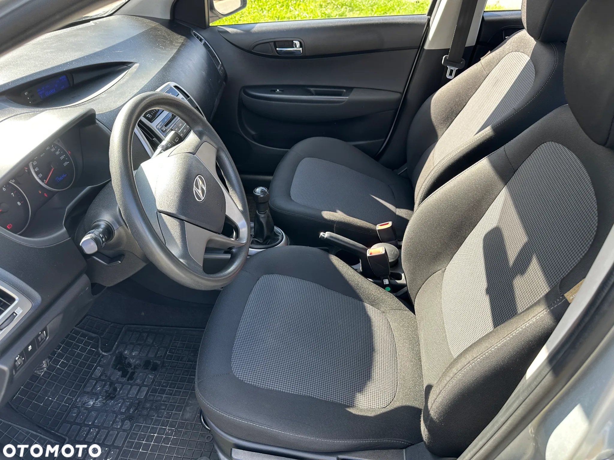 Hyundai i20 1.25 Classic + - 8