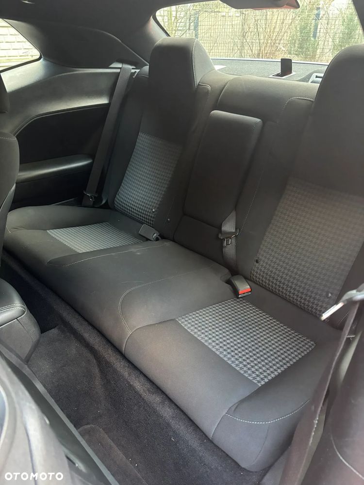 Dodge Challenger - 10