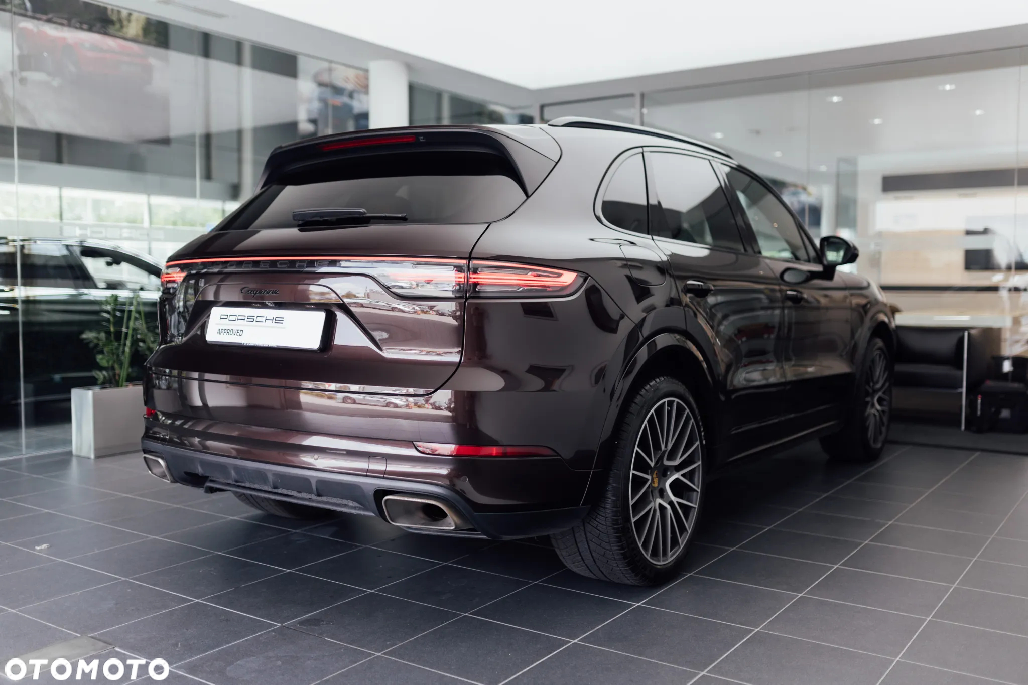 Porsche Cayenne Standard - 11