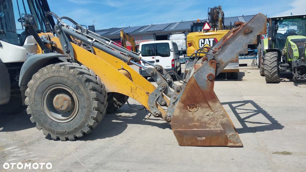 Liebherr L546 - 16