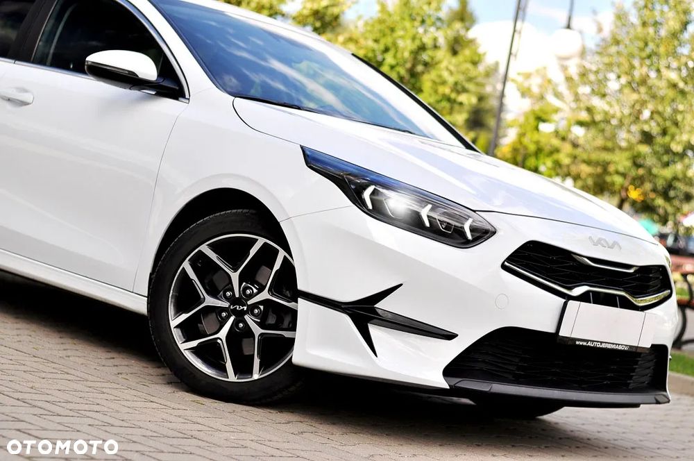Kia Ceed 1.5 T-GDI Business Line Plus - 1