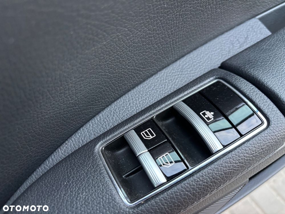 Mercedes-Benz Klasa S 350 4Matic 7G-TRONIC - 17