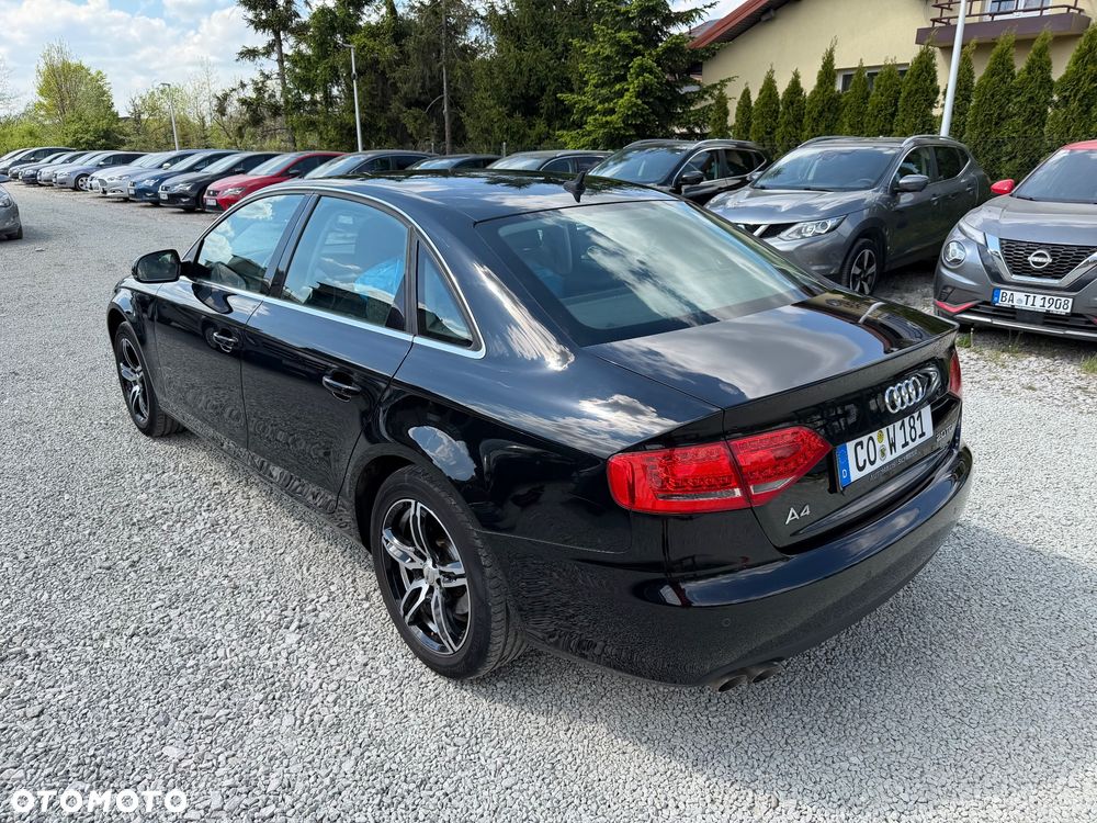 Audi A4 Limousine 2.0 TDI DPF Ambiente - 15