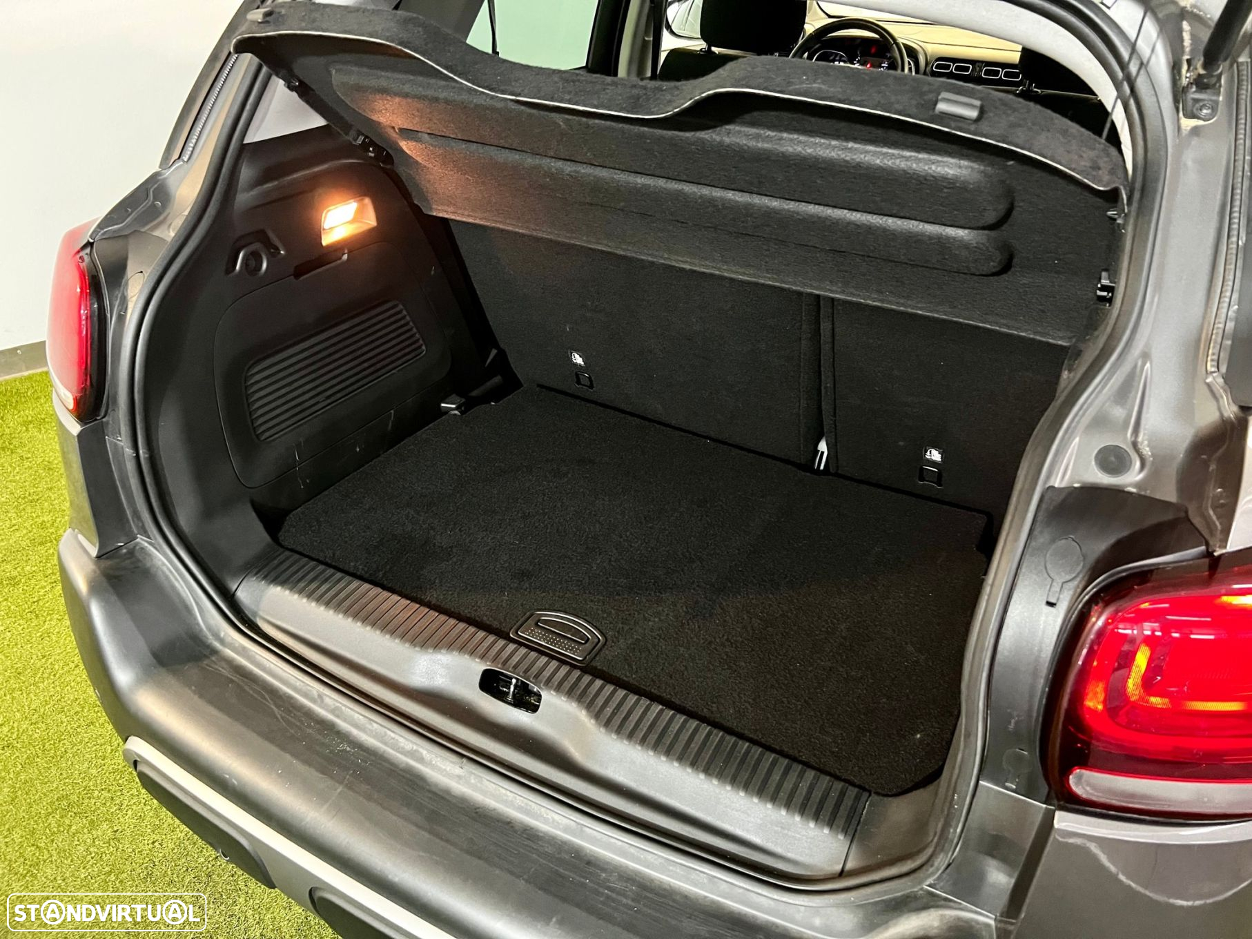 Citroën C3 Aircross 1.2 PureTech Shine - 33